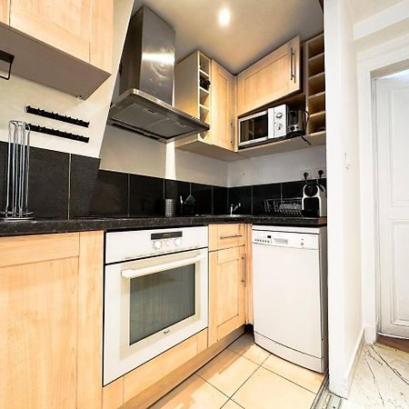 Apartment Colisee Paris Exterior photo